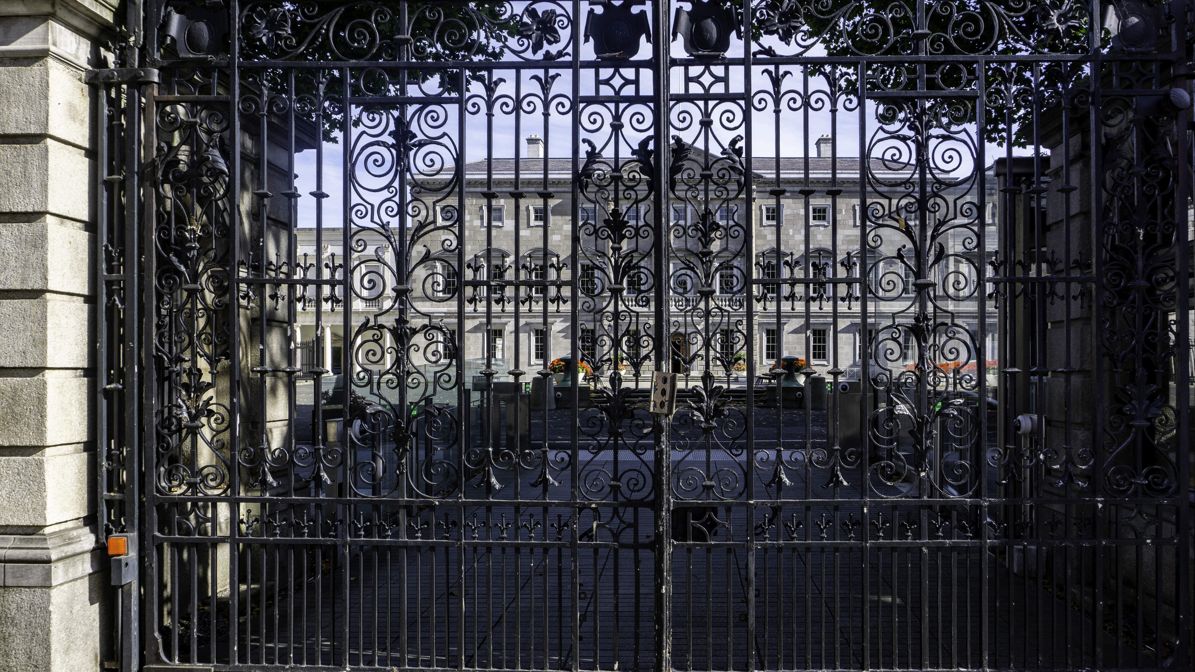 Dáil won’t sit on Wednesday as public sector staff to strike at Leinster House